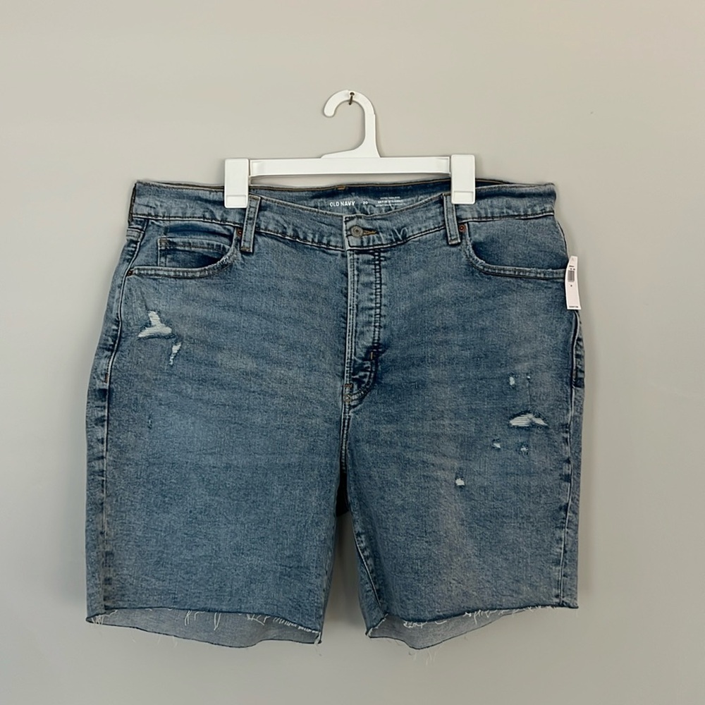 Extra High-Rise Sky-hi straight, secret smooth pockets, 20